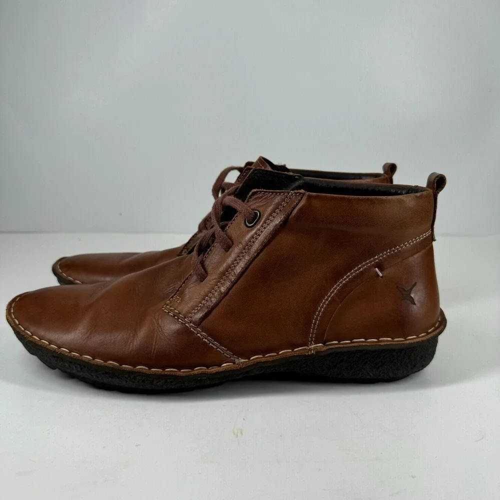 Pikolinos Chile Men's 9/42 Brown Leather Comfort Handcrafted Chukka Ankle Boots